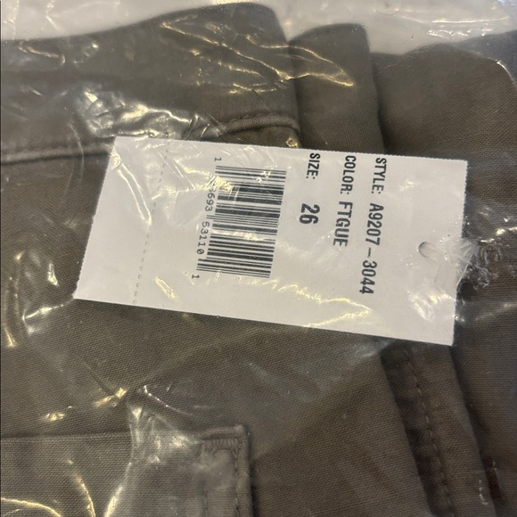 Agolde Jericho Cropped Cargo Pants in Fatigue Women’s Size 26 New with tags! - Picture 6 of 9